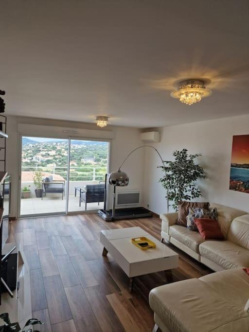 Appartement Isula Piana Avec Vue Panoramique Mer Et Montagnes, 40M De Terrasse LʼÎle-Rousse Extérieur photo